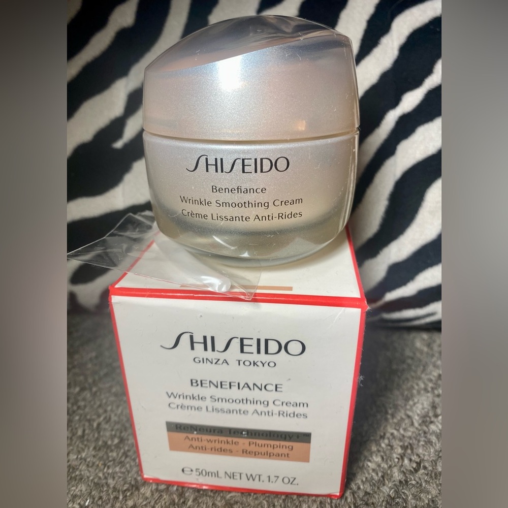 SHISEIDO BENEFIANCE WRIKLE SMOOTHING CREAM (1.7 OZ) Anti-Wrinkle Plumping- NEW